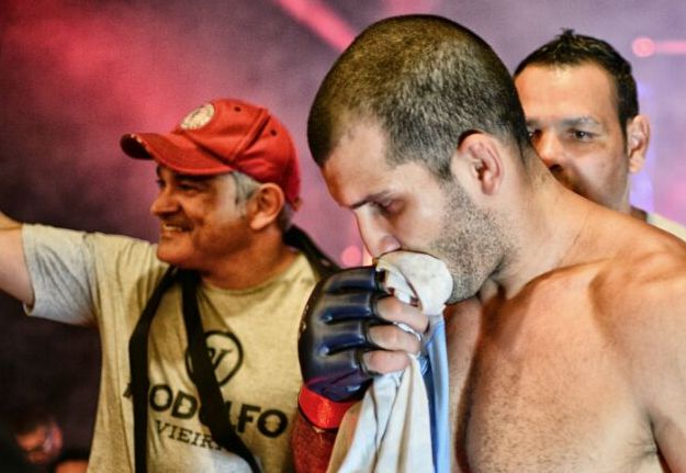 Ricardo Libório elogia estreia de Rodolfo Vieira no MMA: “É o anti-marrento”