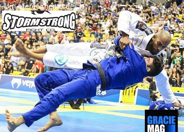 Marcus Buchecha derruba Erberth Santos no absoluto, durante o Mundial 2017. Foto: Beatriz Lina/GRACIEMAG