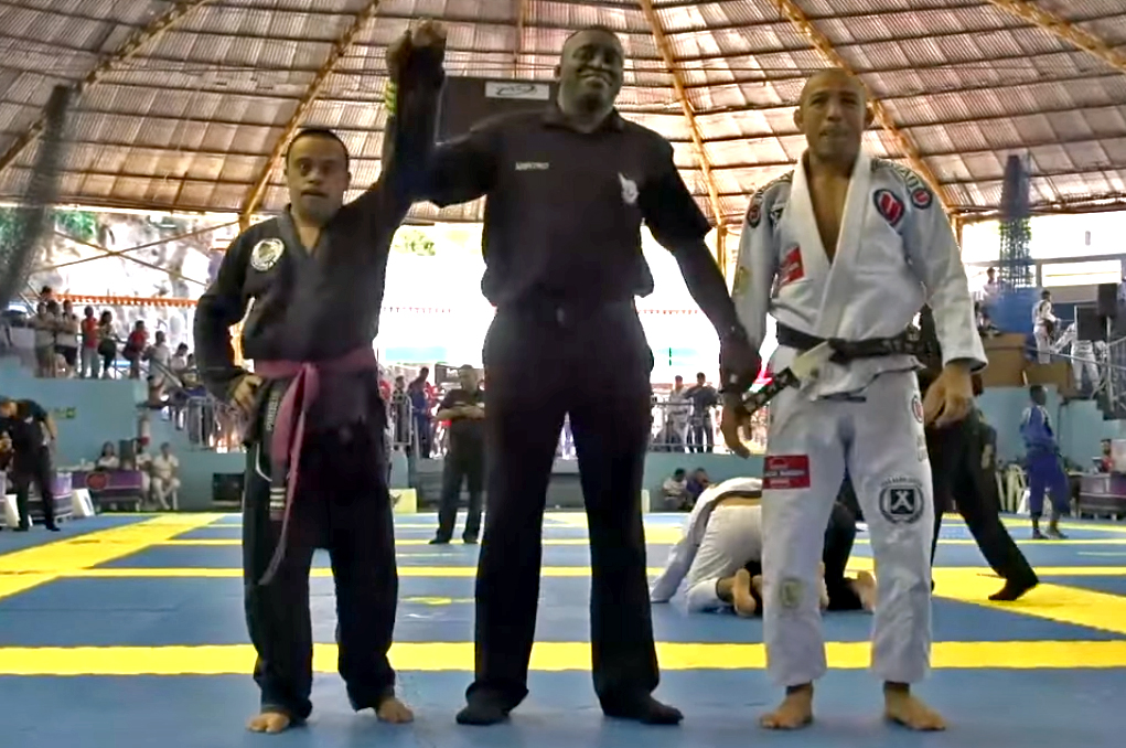 From r/bjj)here's Jose Aldo in first place at brown belt worlds, after  beating Cobrinha : r/MMA