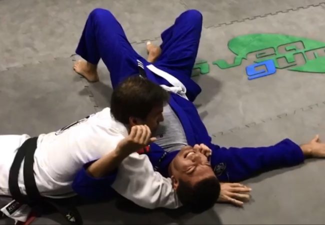 Surprise opponents with this loop choke using the lapel