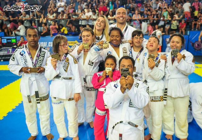 SJJSAF realiza primeiro festival de Jiu-Jitsu para atletas com Síndrome de Down