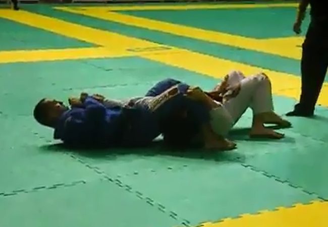Relembre o armlock fulminante de Raphael Abi-Rihan no Brasileiro de Jiu-Jitsu