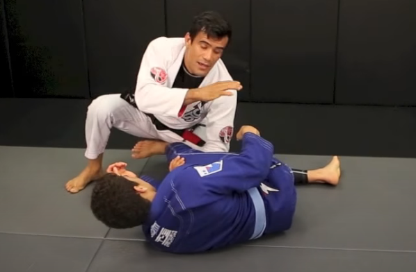 Video: 5 top-notch techniques with 5-time world champion Rubens Cobrinha