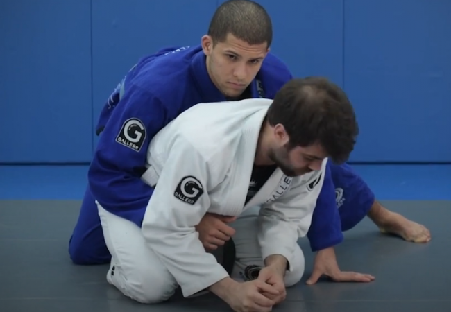 Leo Tunico teaches how to go from the turtle to half-guard