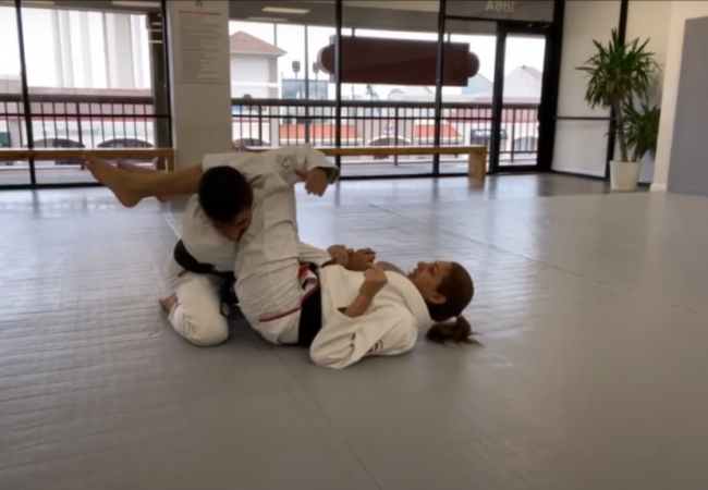 Jiu-Jitsu: 3 ataques rápidos da guarda com Antônio e Mari Cicconi
