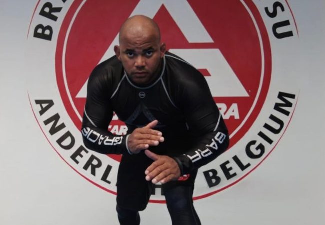 Faixa-preta fala do poder do Jiu-Jitsu na Bélgica