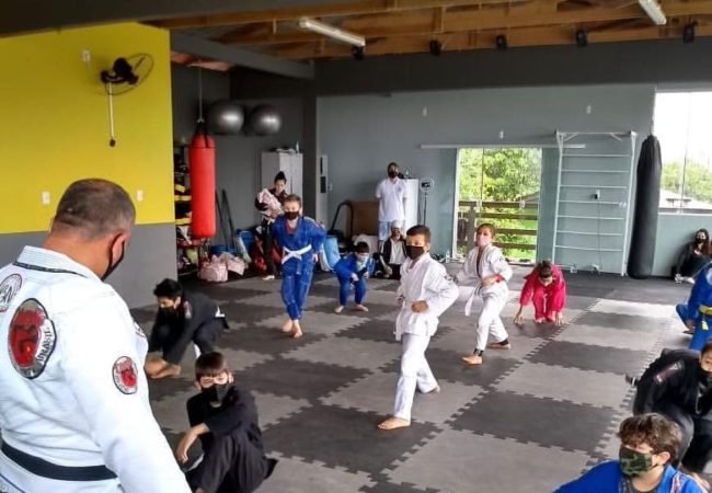 Fight & Smart e o Jiu-Jitsu como ferramenta educacional nas escolas