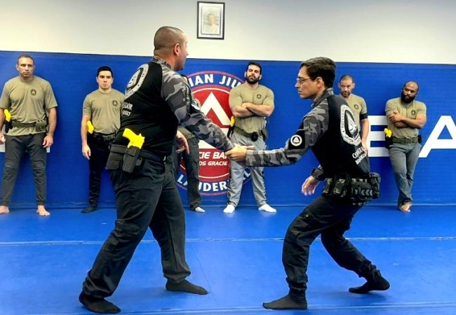 O curso de Jiu-Jitsu que todo policial deve fazer, por Rodrigo Lins