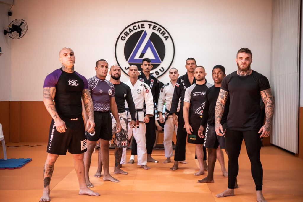 Os competidores no evento de abertura da Gracie Terra na cidade de Nogueira. Fotos: Felipe Diniz