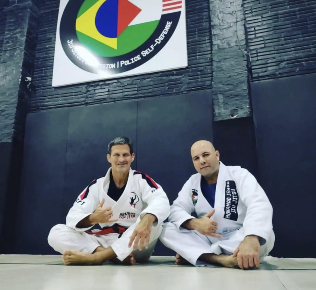 Professor Mohamed Jehad com mestre Murilo Bustamante.