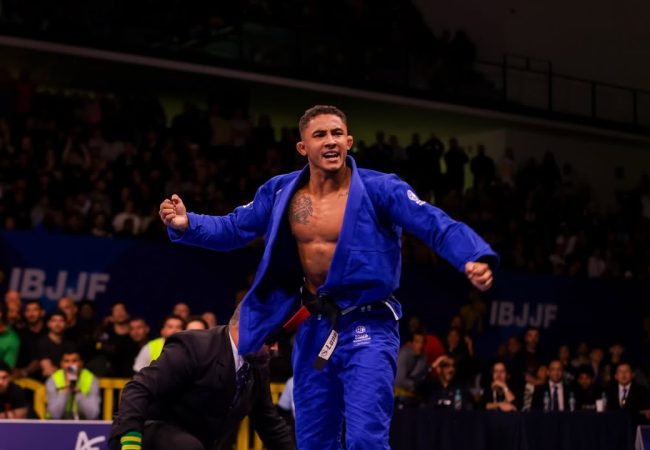 Leleo conquistou o título europeu como faixa-preta