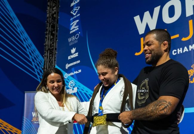 Leticia Teixeira comenta nova fase como faixa-preta